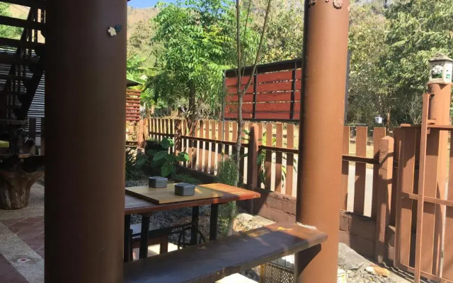 Mina Homestay Sai Yok