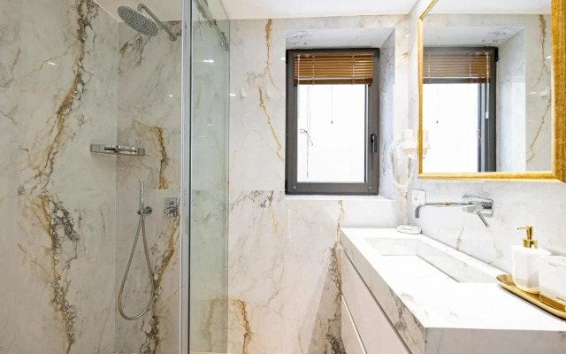 202- HiEndAccomodation-TopLocation