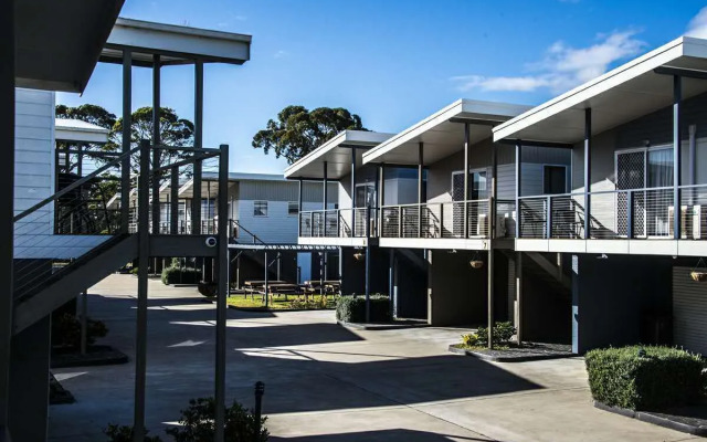 Jervis Bay Holiday Cabins