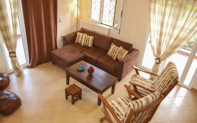 Stunning Home in Livanates With 2 Bedrooms