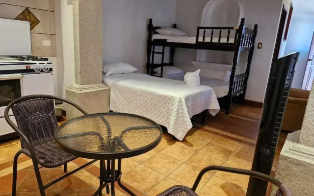Cozy Colonial Style Azotea Apartments