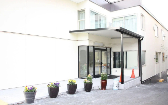 The Deluxe Hotel Vancouver
