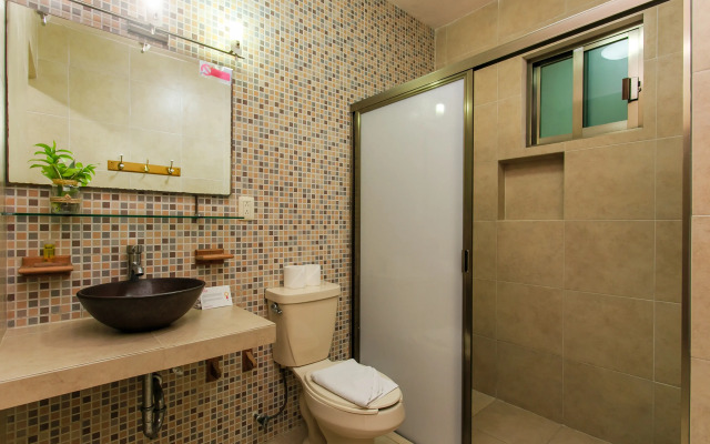 Esduma La Iguana Hotel