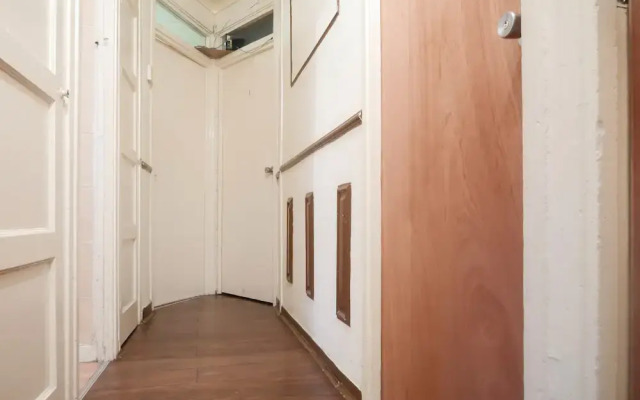 Broxbourne House - Deluxe Room
