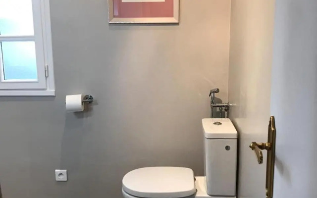 La Tour de Saint Cyr