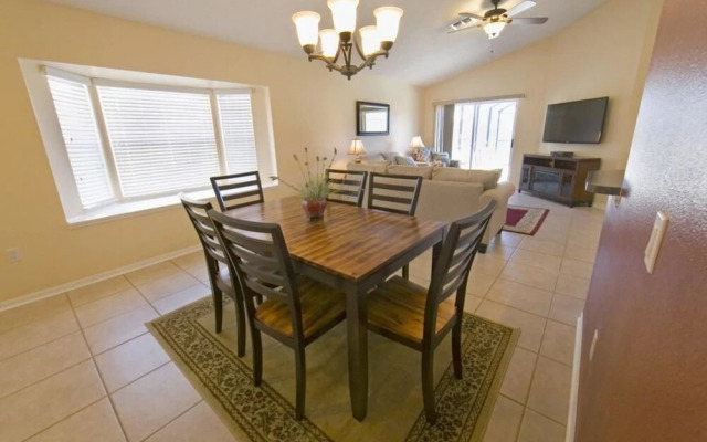 Luxury Home near Restaurants