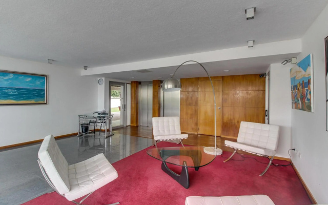 Oceana Suites The Point Apartment