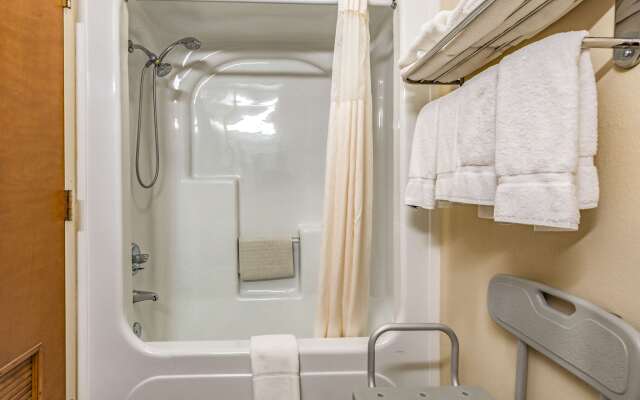 Quality Inn Schenectady - Albany