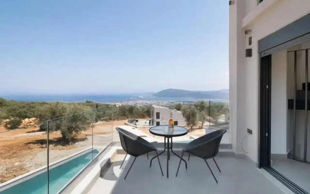 Villa Andria With 5 Bedrooms and 5 Bathrooms