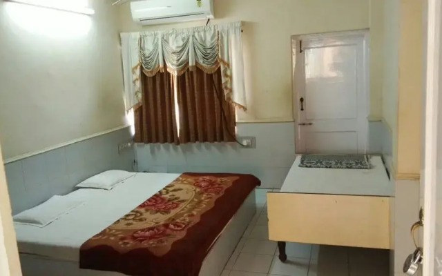 Hotel Meera