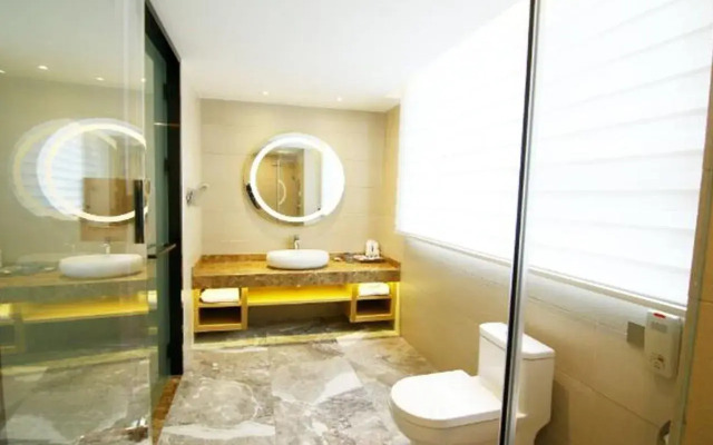 Boli Business Hotel