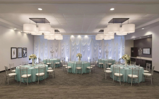 Hyatt Place Chicago/O'Hare Airport