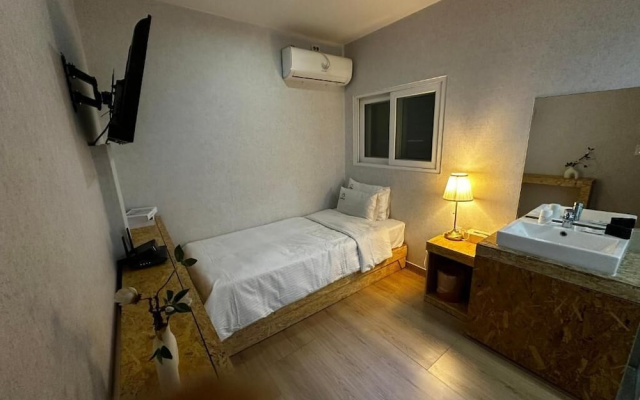 ORAGO stay hotel