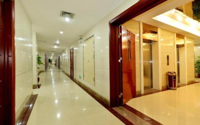 Royal River Apartment