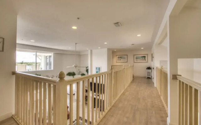 The White Ibis 5 Bedroom Home