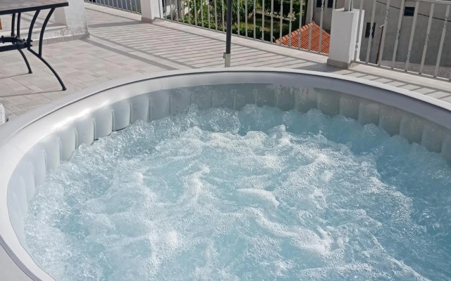 Panoramico penthouse with whirlpool