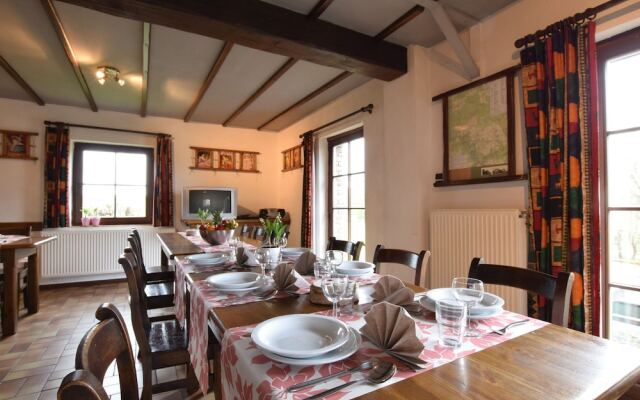 Refined Holiday Home in Nadrin With Garden