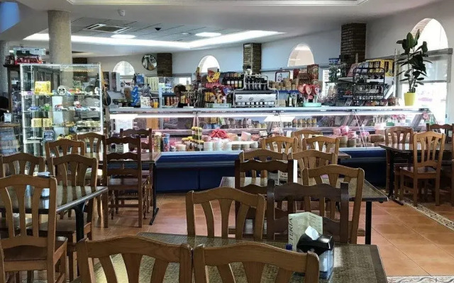 Hostal Restaurante Marino
