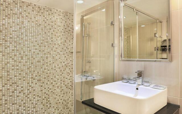 Royal Group Hotel Chang Chien Branch