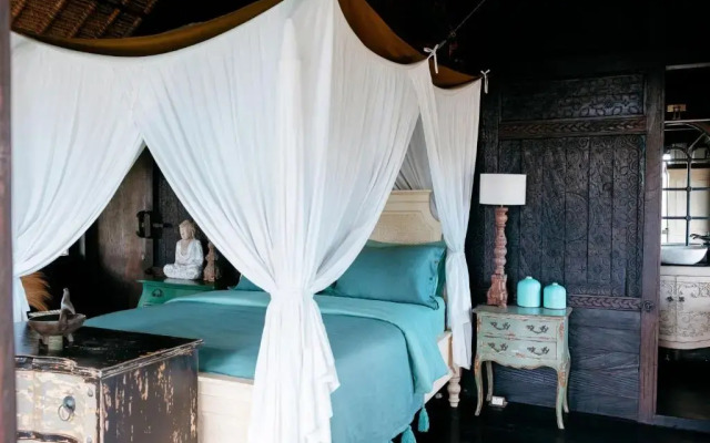 Most Exotic Beachfront Villa Keong