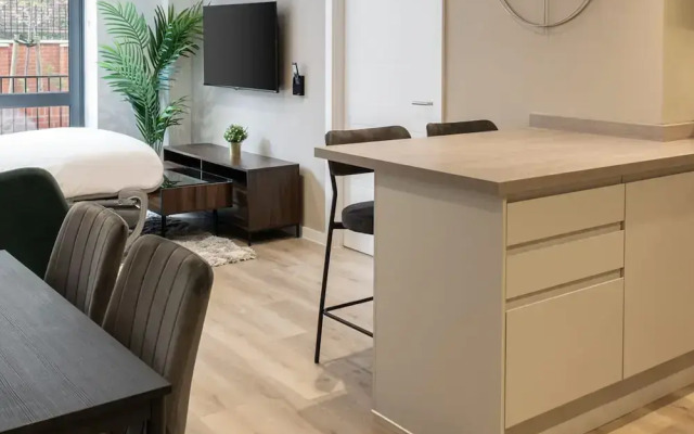 Host Stay Richmond Place 002