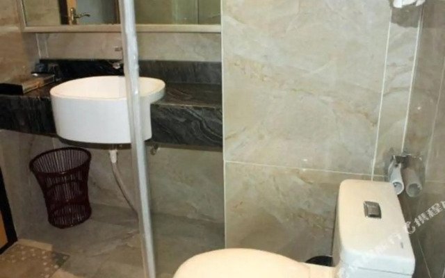 Pinwei International Holiday Hotel
