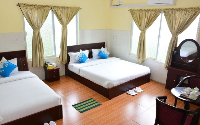 Hotel 99