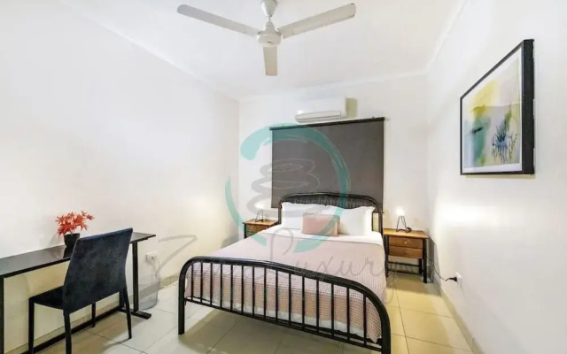 ZEN FORESHORE - 2 Bedroom Apt with Pool