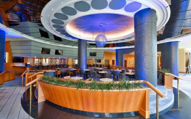 Sheraton Grand Chicago Riverwalk