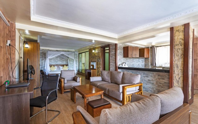 Nokras Riverine Hotel & Spa