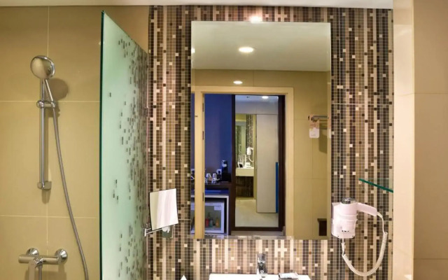 Mercure Serpong Alam Sutera