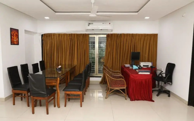 OYO 7150 Apartment Metro View Residency