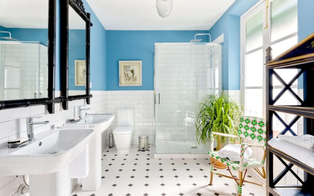 Genteel Home Romanilla