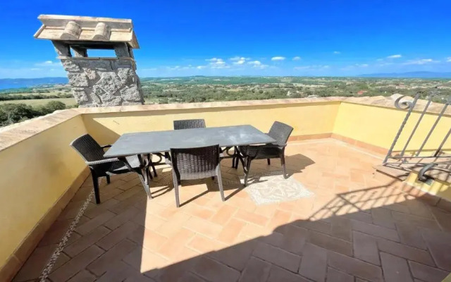 Exclusive Villa in Montefiascone -pool and Jacuzzi