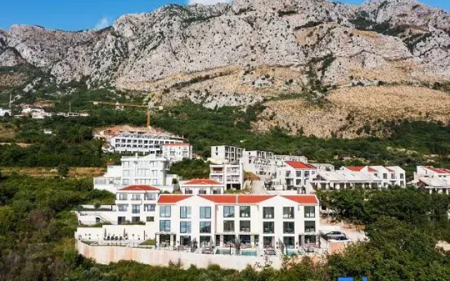 Orange Tree Pool Villas - Sea View and Private Pool