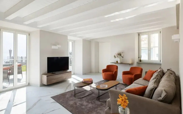 Luxury Lenno Apartment by My Villa Collection