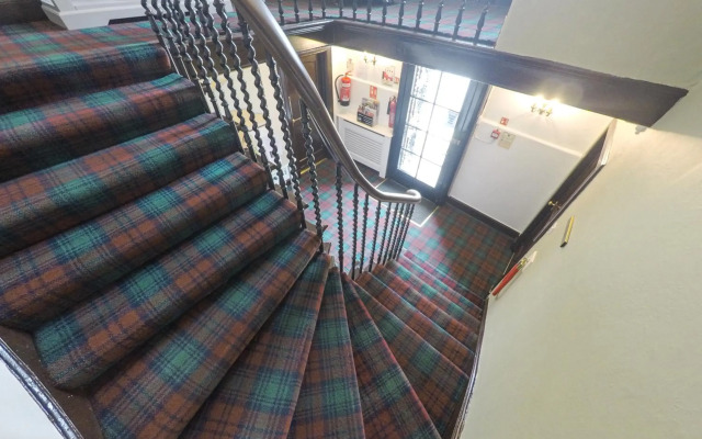 The Upper Largo Hotel & Restaurant
