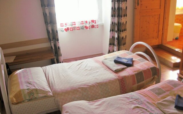 Room-serene Eco-lodge in Trieste's Green