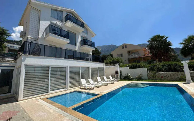 Fethiye Paris A Villa