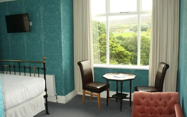 Woodhill House