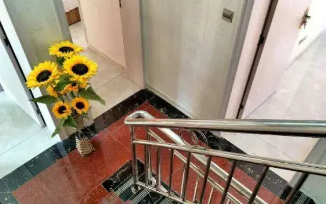 Xichang Caiyun food Inn