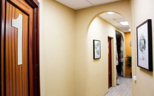 Landmark Guest House - Hostel