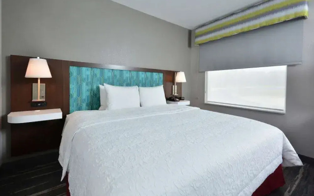 Hampton Inn & Suites By Hilton Charlotte North I 485