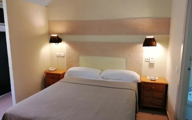 Hostal Nueva Andalucía