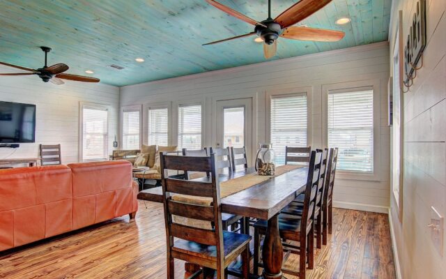 Feelin' Nauti - Four Bedroom Townhome