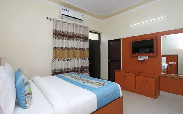 OYO 9973 Hotel Green Valley