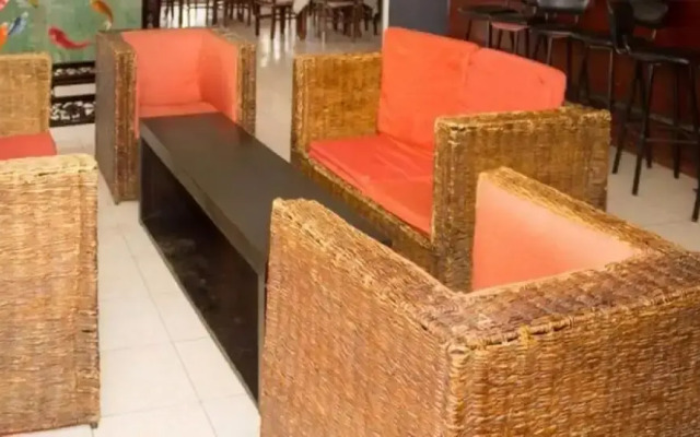 Avenue Suites Hotel