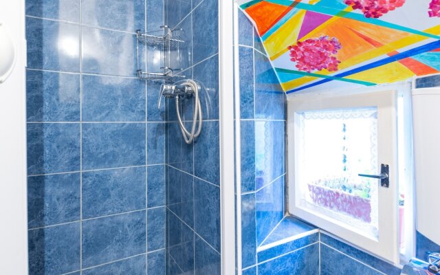 Star Rooms & Studios