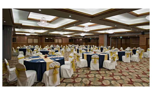 Clarks Exotica Convention, Resort & Spa