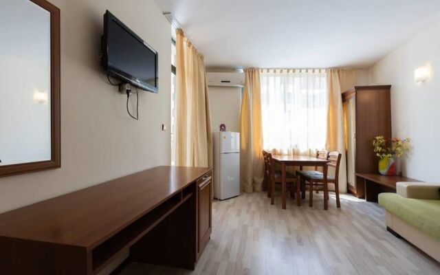 Two Bedroom Apartment with Kitchen & Balcony